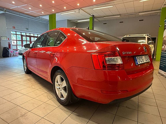 Skoda Octavia 6 of 12
