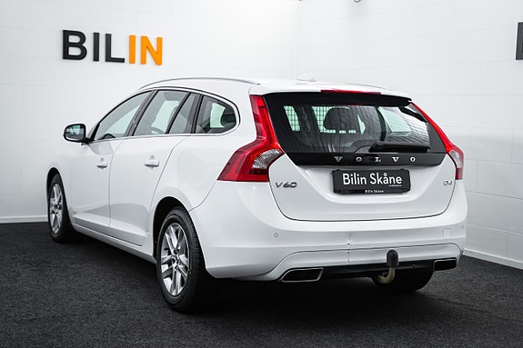 Volvo V60 7 of 25