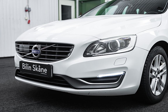 Volvo V60 5 of 5