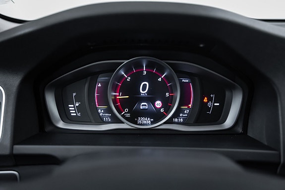 Volvo V60 17 of 25