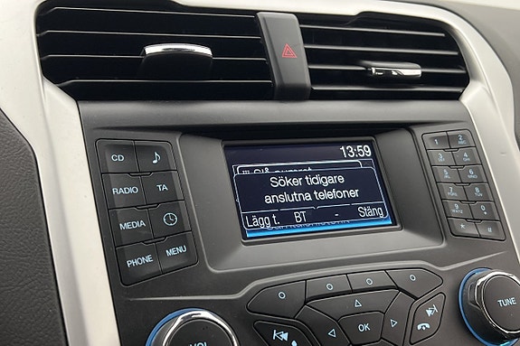 Ford Mondeo 15 of 18