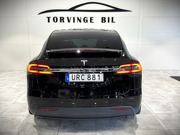Tesla Model X 6 of 22