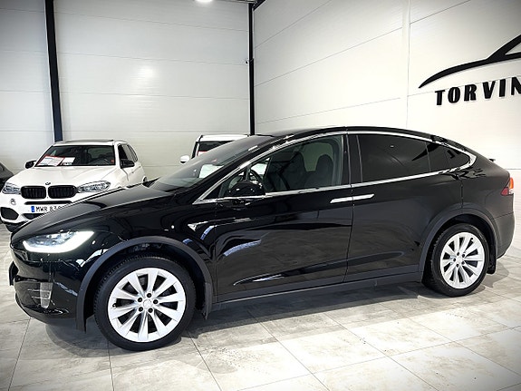 Tesla Model X 2 of 5