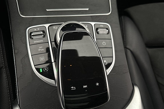Mercedes-Benz GLC220 d 25 of 30
