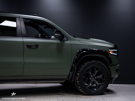Dodge RAM 1500 8 of 30