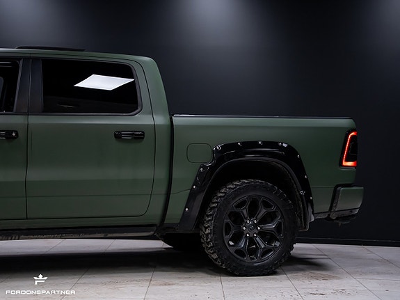 Dodge RAM 1500 3 of 5