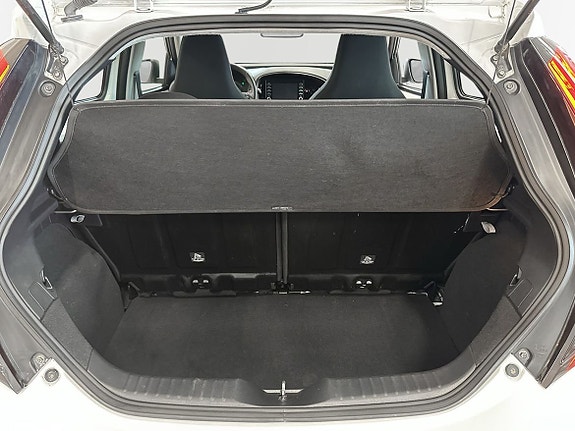 Toyota Aygo X 12 of 13