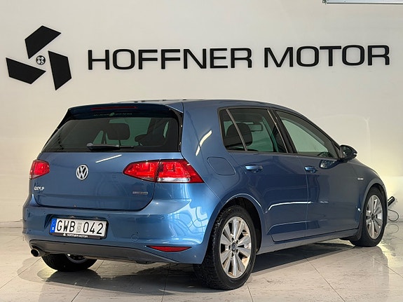 Volkswagen Golf VII 5 of 17