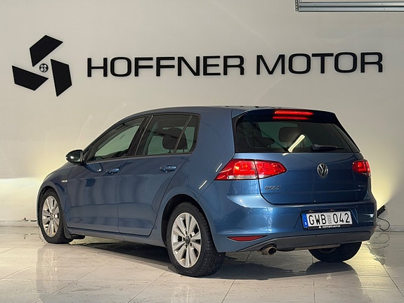 Volkswagen Golf VII 7 of 17