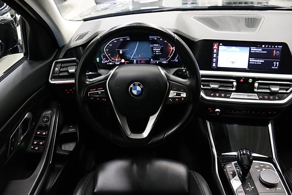 BMW 320 14 of 24