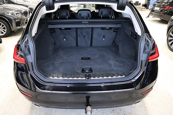 BMW 320 6 of 24