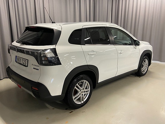 Suzuki S-Cross 5 of 5