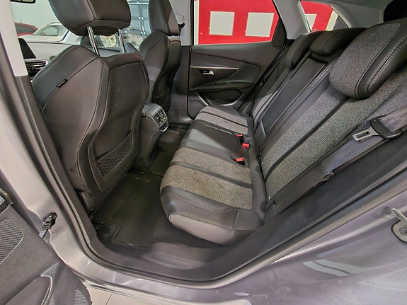 Peugeot 3008 8 of 8
