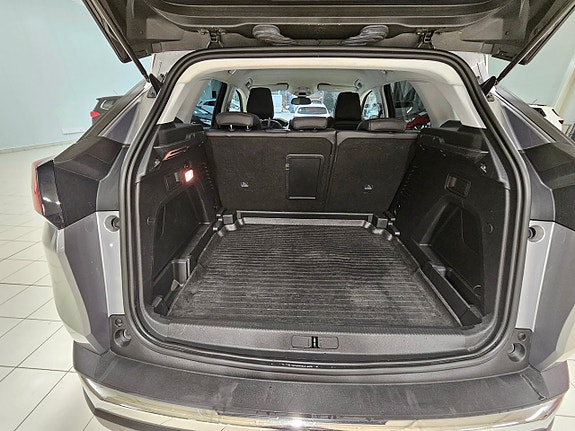 Peugeot 3008 6 of 8
