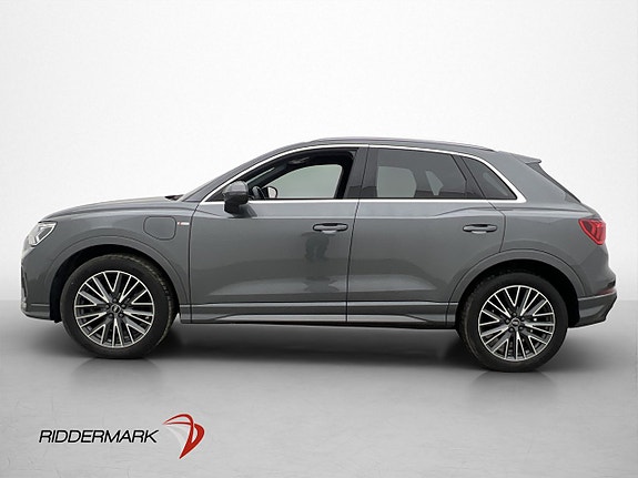 Audi Q3 4 of 5
