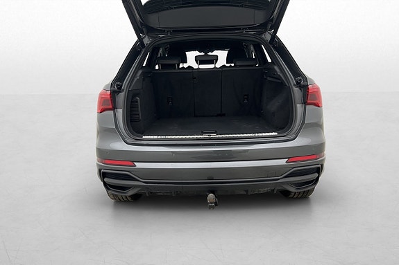 Audi Q3 9 of 30
