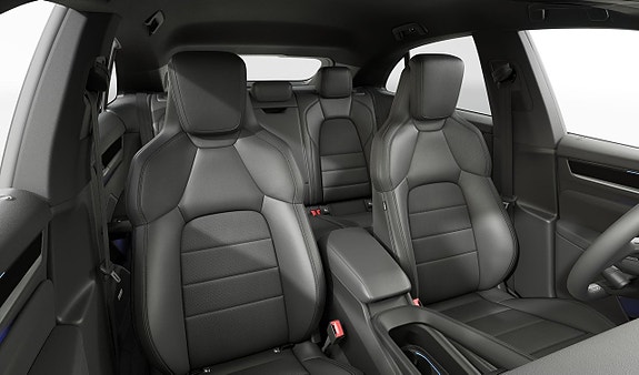 Porsche Macan 4 6 of 6