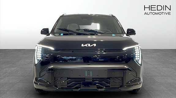 Kia EV3 8 of 13
