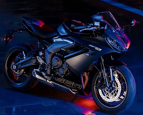 Triumph Daytona 660 6 of 6