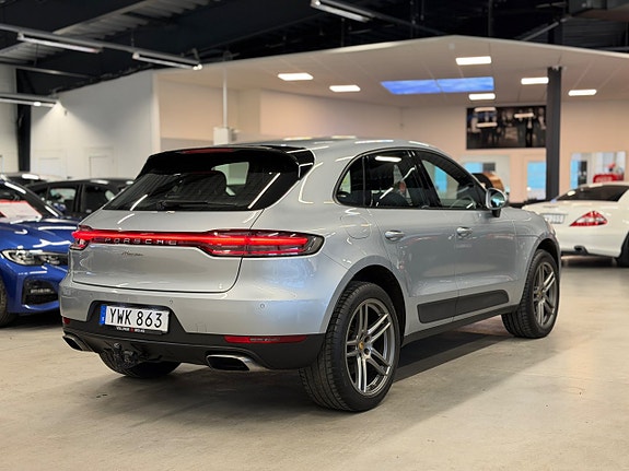 Porsche Macan 5 of 5