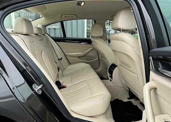 BMW 520d 12 of 25