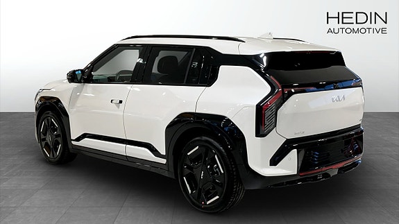 Kia EV3 3 of 11