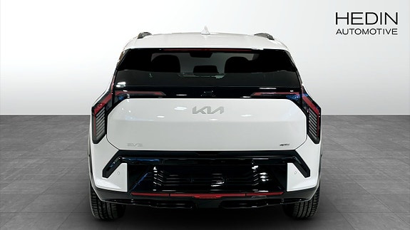 Kia EV3 5 of 11