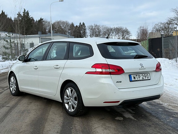 Peugeot 308 SW 6 of 22