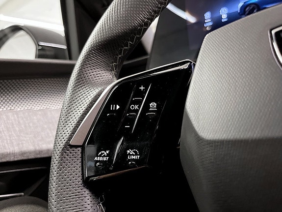 Peugeot 5008 8 of 23