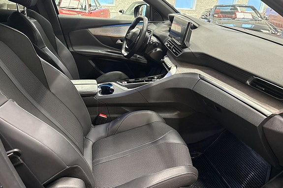 Peugeot 3008 11 of 21