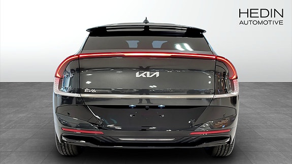 Kia EV6 4 of 14