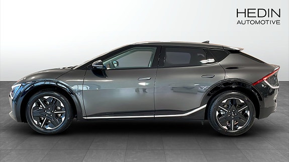 Kia EV6 2 of 14