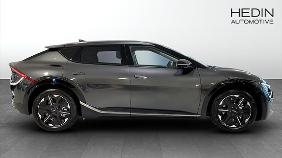 Kia EV6 6 of 14