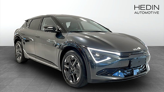 Kia EV6 7 of 14