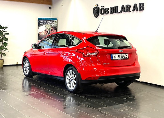 Ford Focus 3 of 12