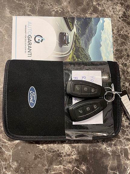 Ford Focus 12 of 12