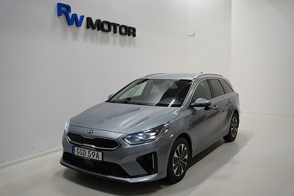 Kia Ceed 2 of 17