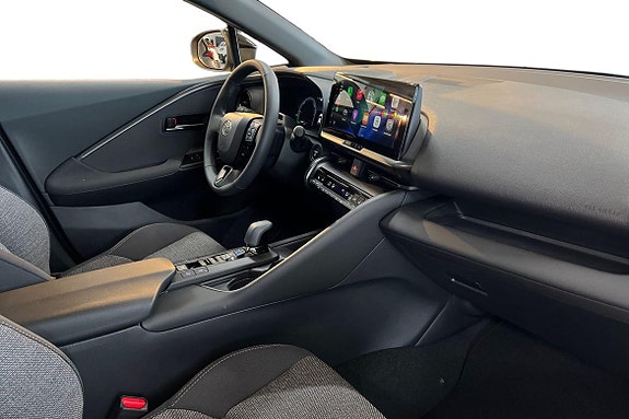 Toyota C-HR 8 of 25