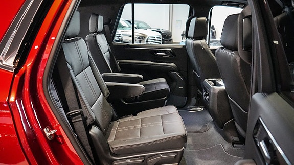 Chevrolet Tahoe 27 of 30