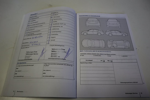 Volkswagen Passat 21 of 26