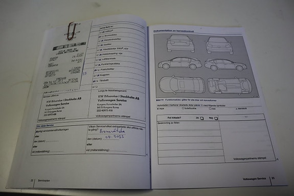 Volkswagen Passat 23 of 26