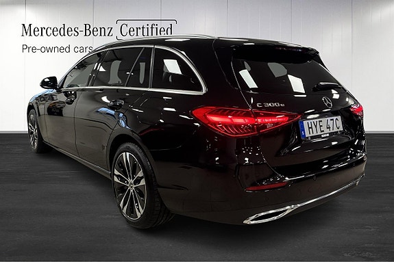 Mercedes-Benz C300 e 4 of 5