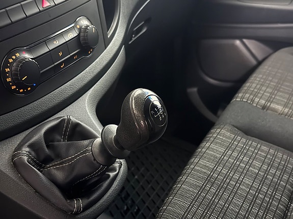 Mercedes-Benz Vito 114 7 of 16