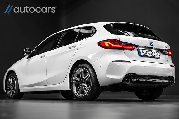 BMW 120 4 of 30