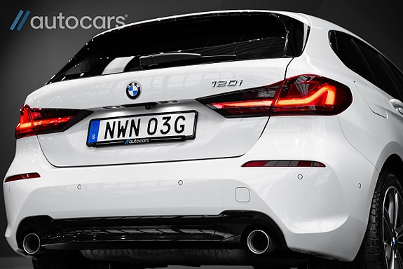 BMW 120 10 of 30