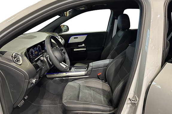 Mercedes-Benz GLA250 e 11 of 15