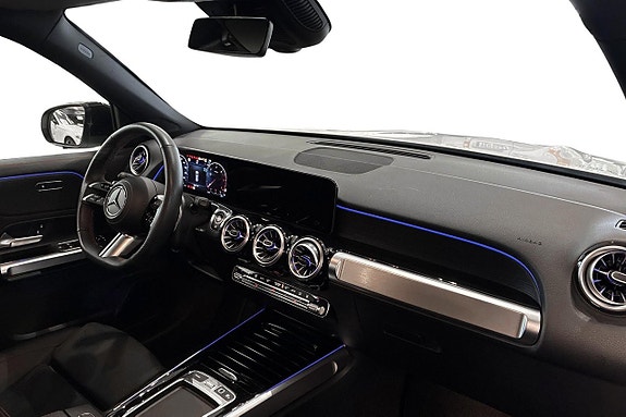 Mercedes-Benz GLB220 d 11 of 13