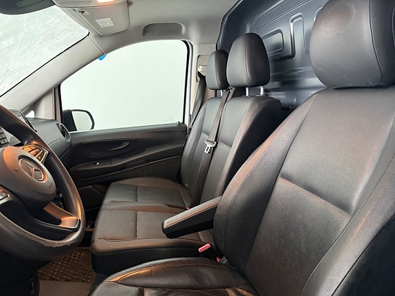 Mercedes-Benz Vito 111 11 of 15