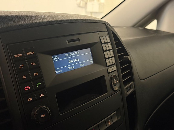 Mercedes-Benz Vito 111 15 of 15