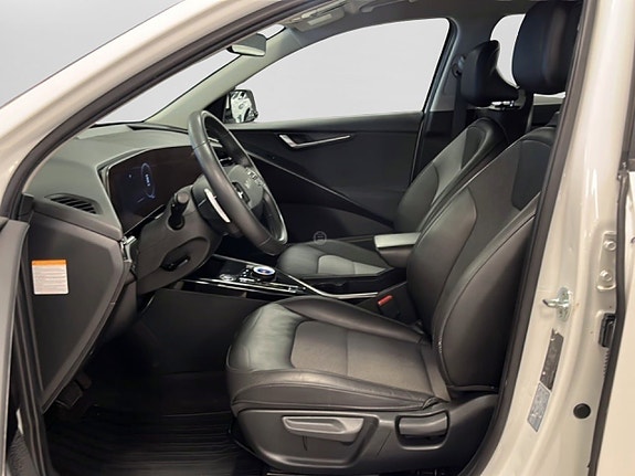 Kia Niro 8 of 14